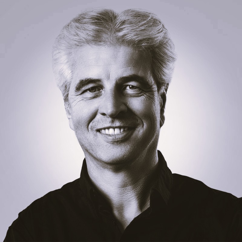 black and white headshot of founder of datafeedwatch jacques